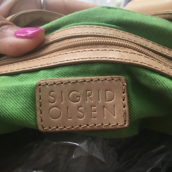 Sigrid Olsen Camel Leather Hobo Style Bag - Picture 3 of 6